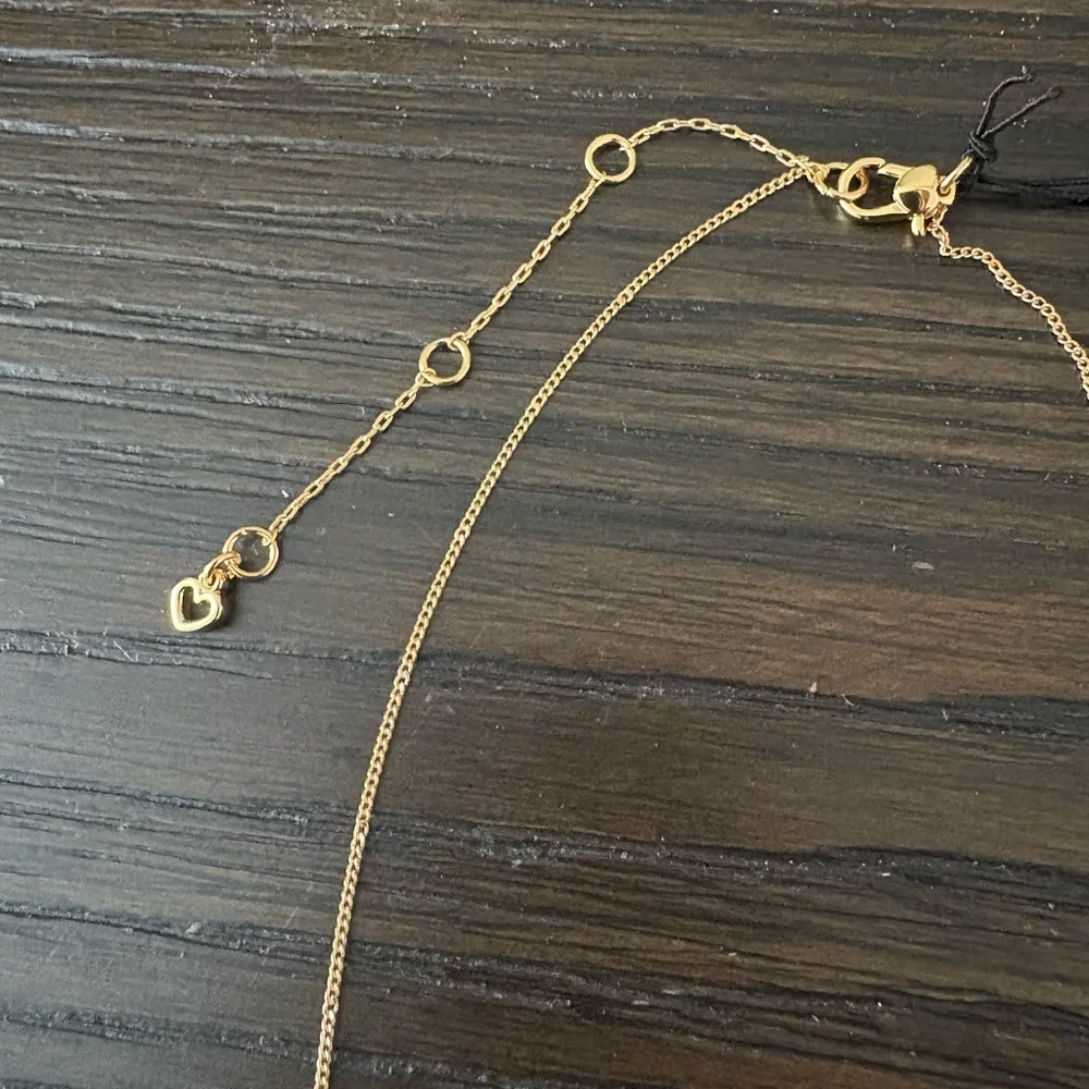 NEW Kate Spade Gold Pendant Necklace.